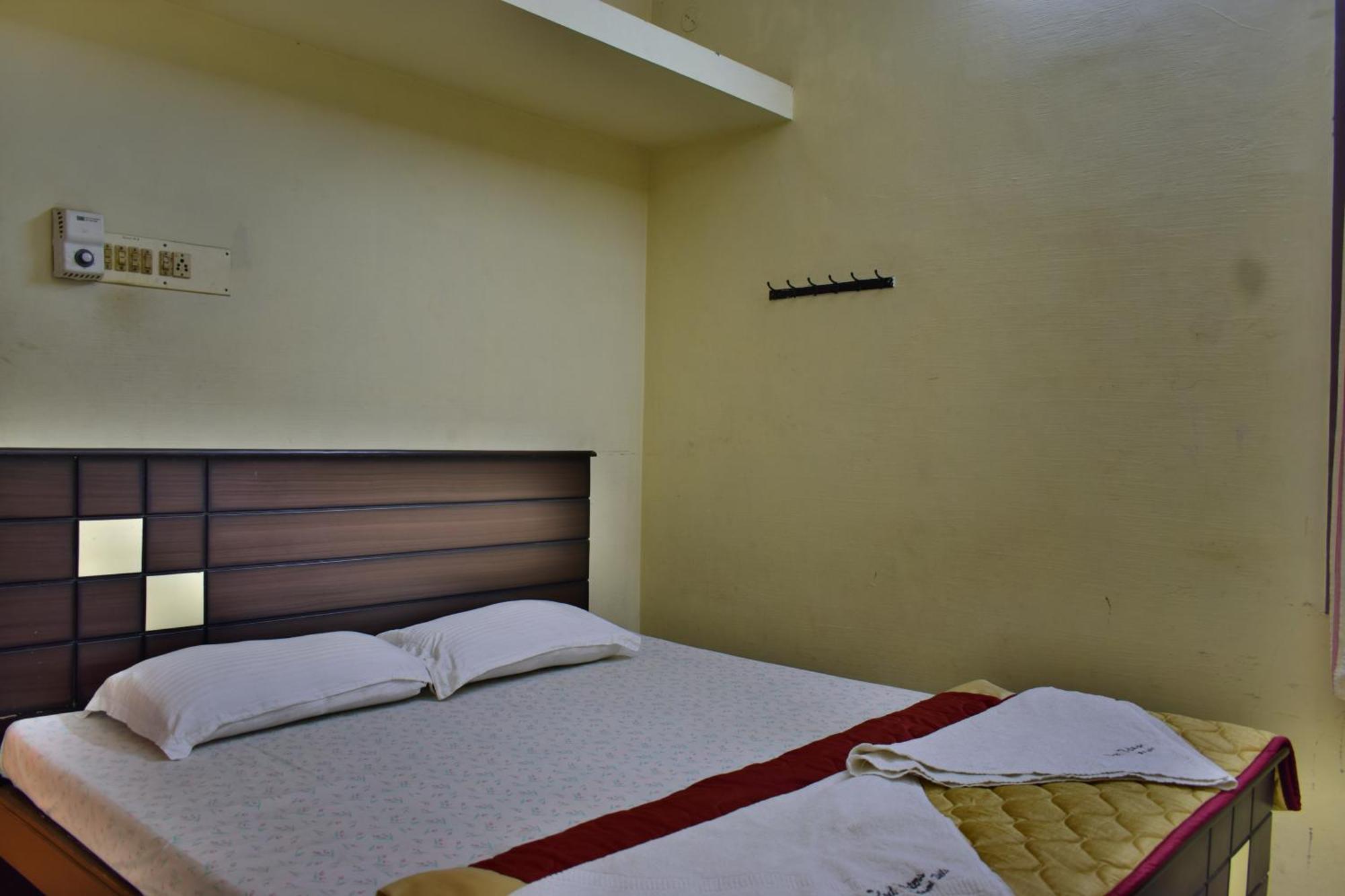 Silent Waters Resorts Yelagiri Exterior photo